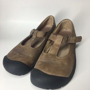 Keen leather floral design sandals